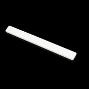 Нижний порожек Musiclily для классической гитары, кость, 1шт, 80х3х9/8 мм. (MX0721) 