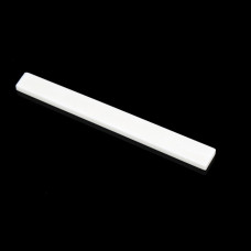 Нижний порожек Musiclily для классической гитары, кость, 1шт, 80х3х9/8 мм. (MX0721) 