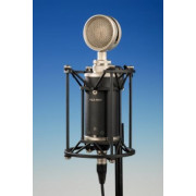 МКЛ-5000-ФДМ2-00 Микрофон конденсаторный ламповый, в деревянном футляре, Октава